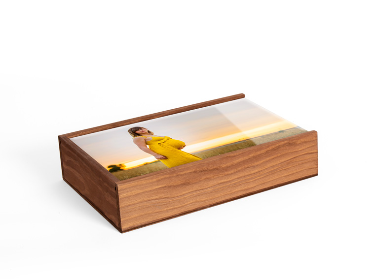 Caja de madera para copias 15×20 + espacio USB